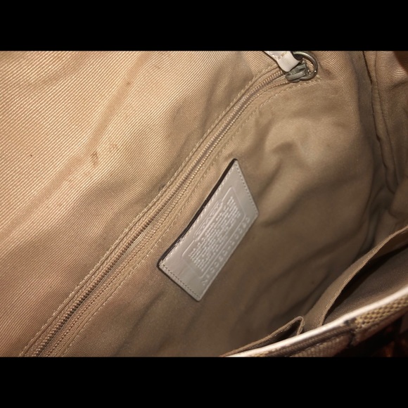 Authentic Coach Purse - Picture 3 of 4